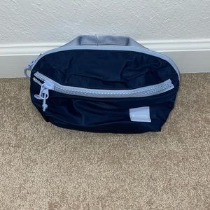 Belt bag, navy, and light blue